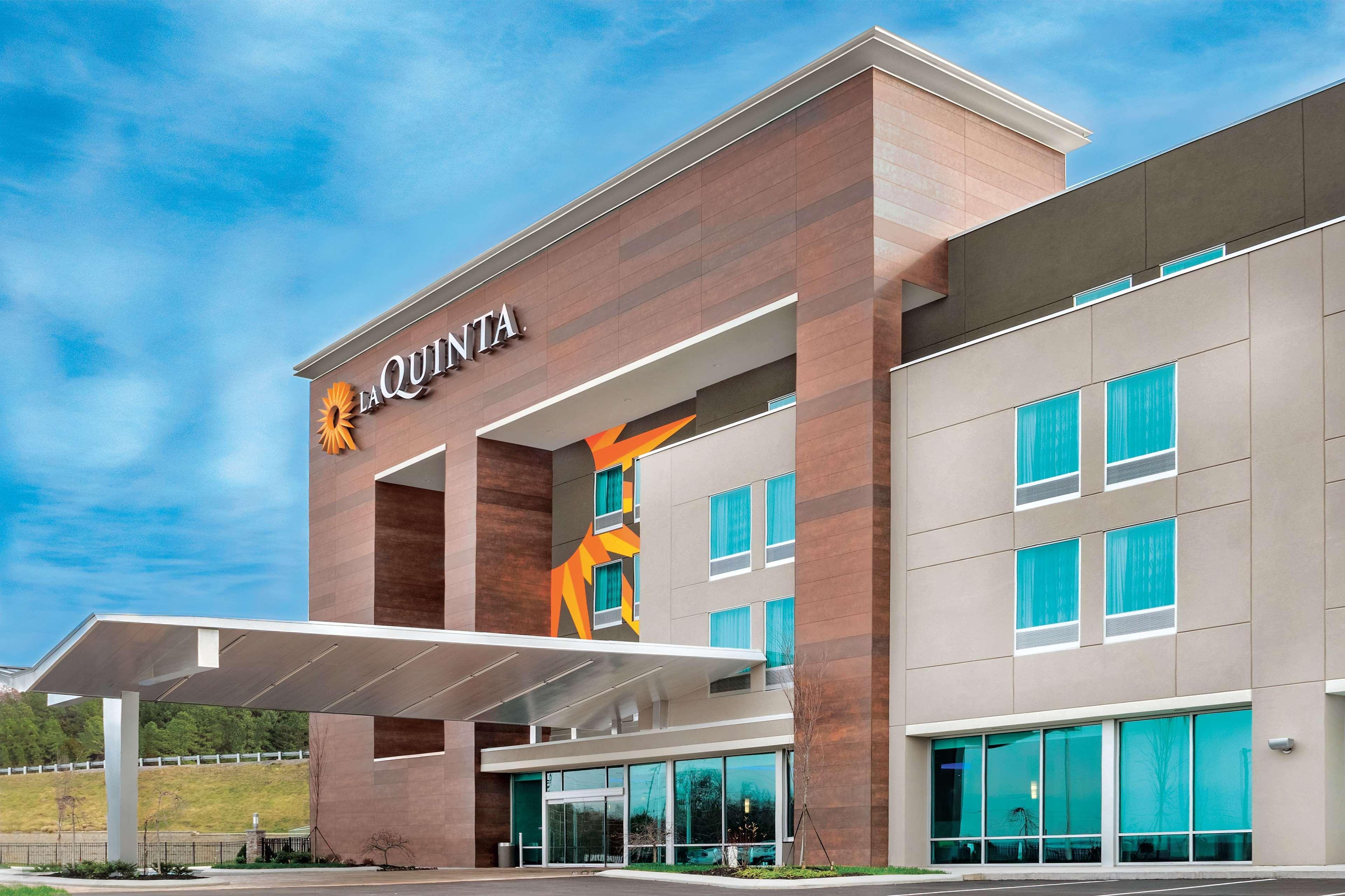 La Quinta By Wyndham Cleveland Tn Hotel Exterior photo